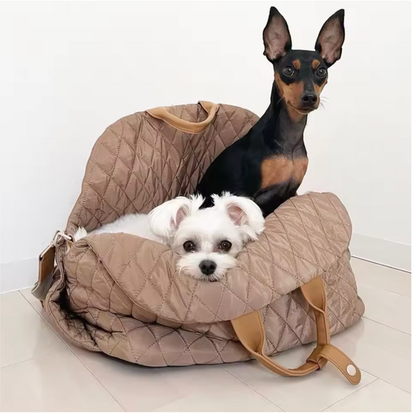 Hundväska & Hundbädd i Ett – En Trygg & Bekväm Reseplats för Din Hund